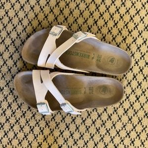 Light pink Birkenstock Yao 39 narrow